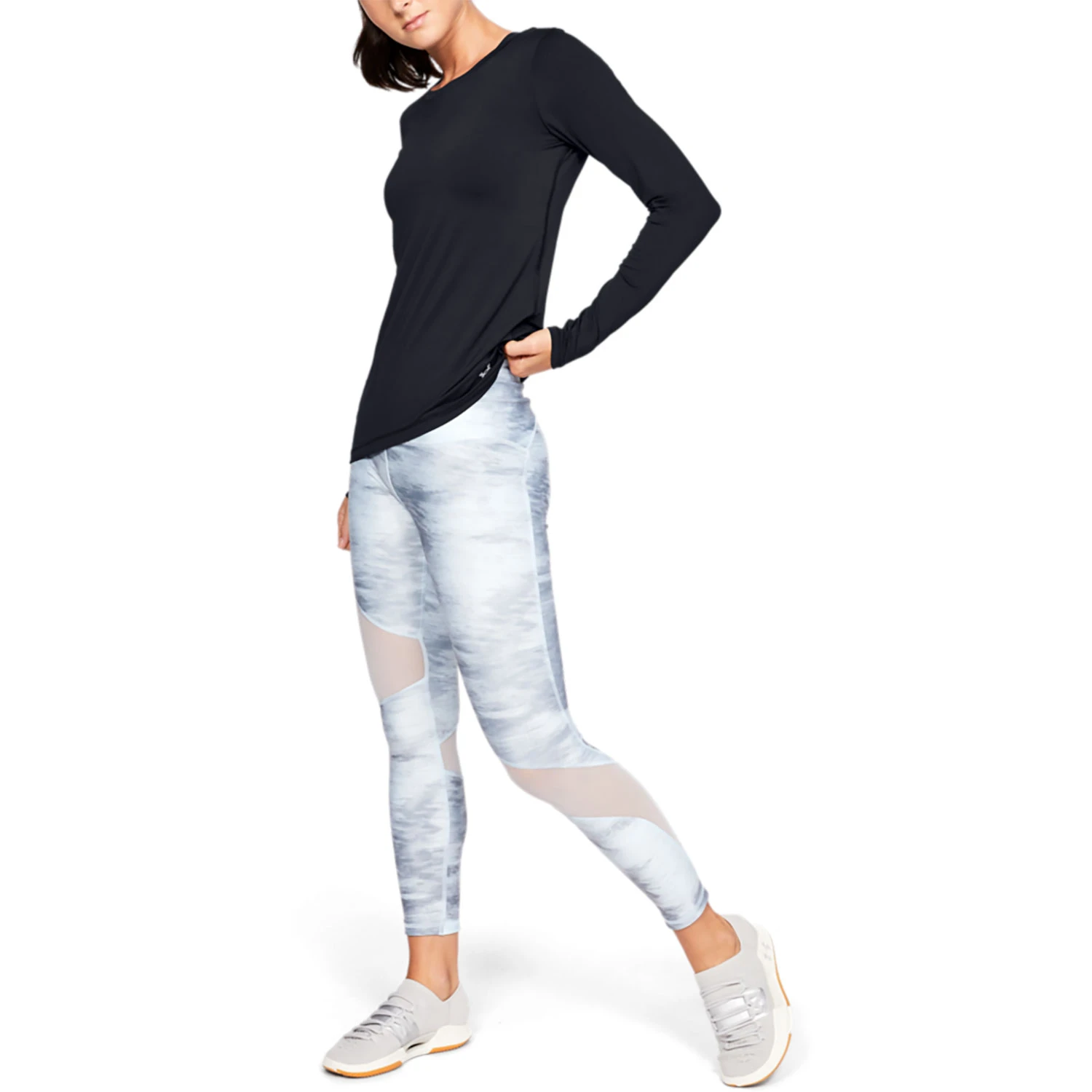 Under Armour Women's HeatGear Armour Long-Sleeve Shirt 2 Under Armour Women's HeatGear Armour Long-Sleeve Shirt - Image 2